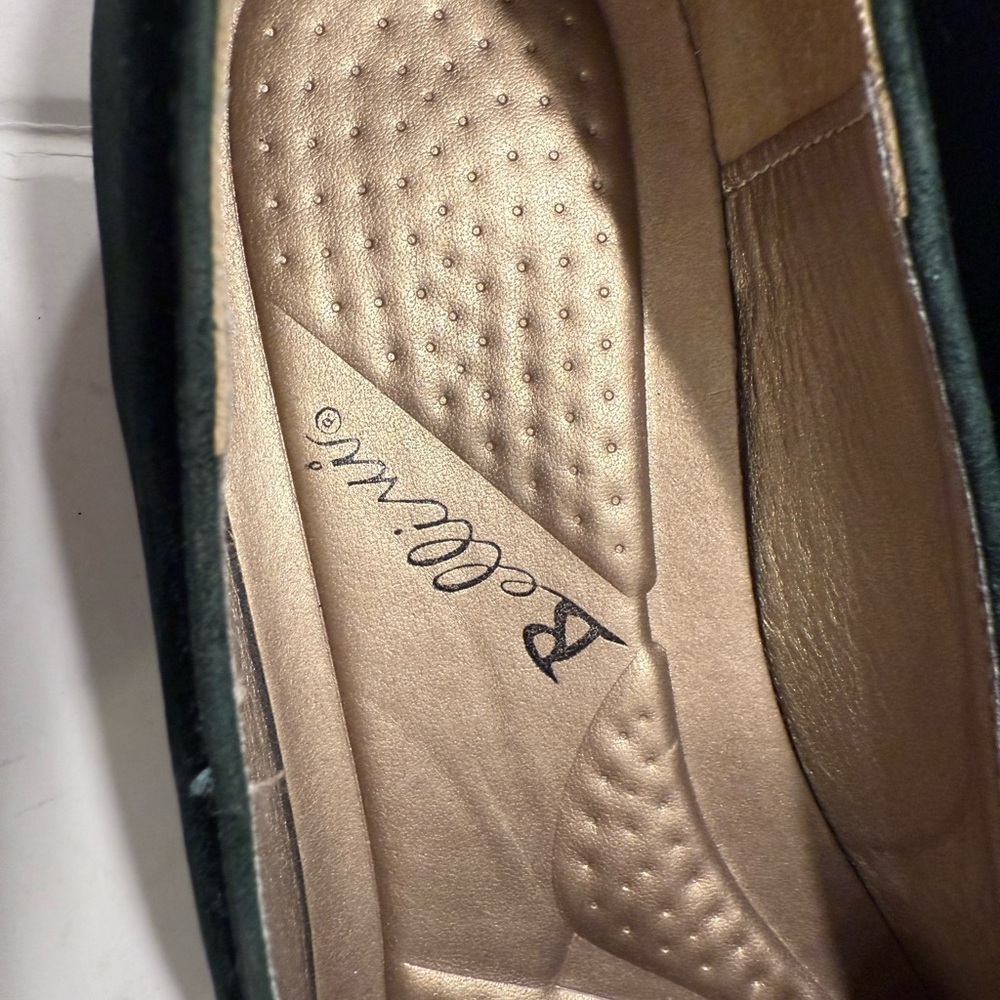 Dragonfly Bellini Dark Green Velvet Pointed Toe Flats Rhinestones Sz 6 - Picture 13 of 13